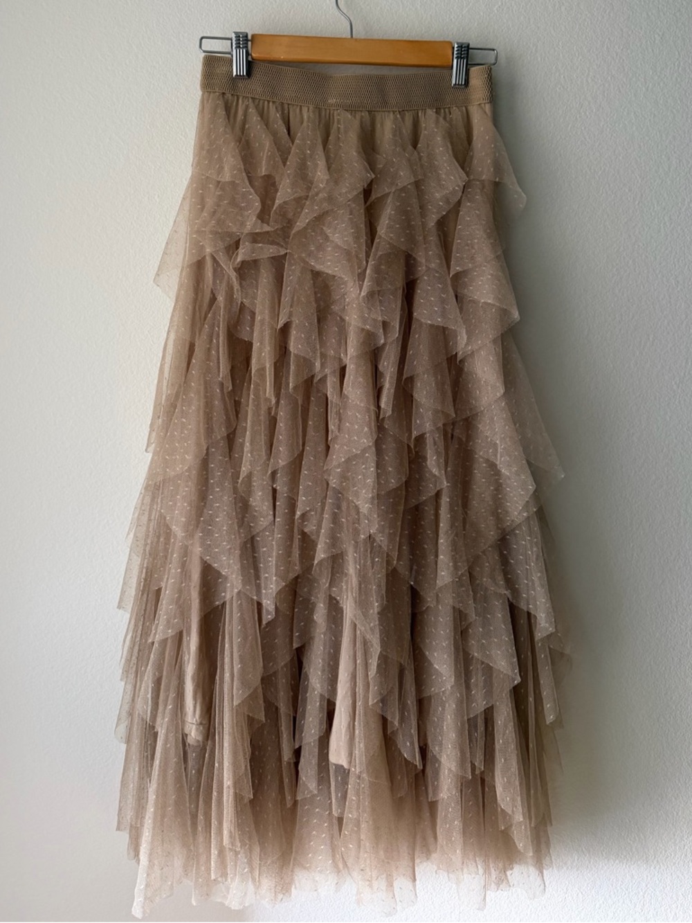 The Chéri Ruffled Tulle
Midi Skirt by Anthropologie
